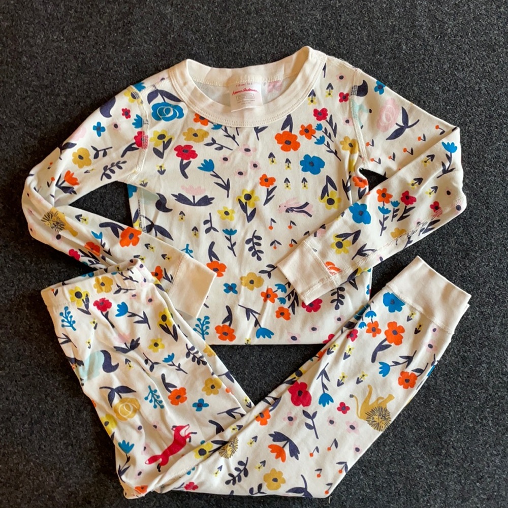 Hanna Andersson girls long john pajamas size 5